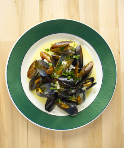 Lemon sauce mussels